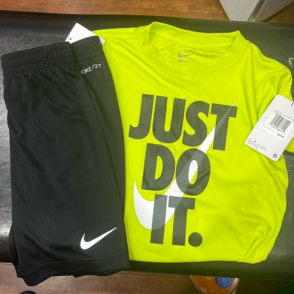 Nike Other - Unisex 2 piece Nike short set. Top and bottom same size. 5-6. NWT Dri Fit style